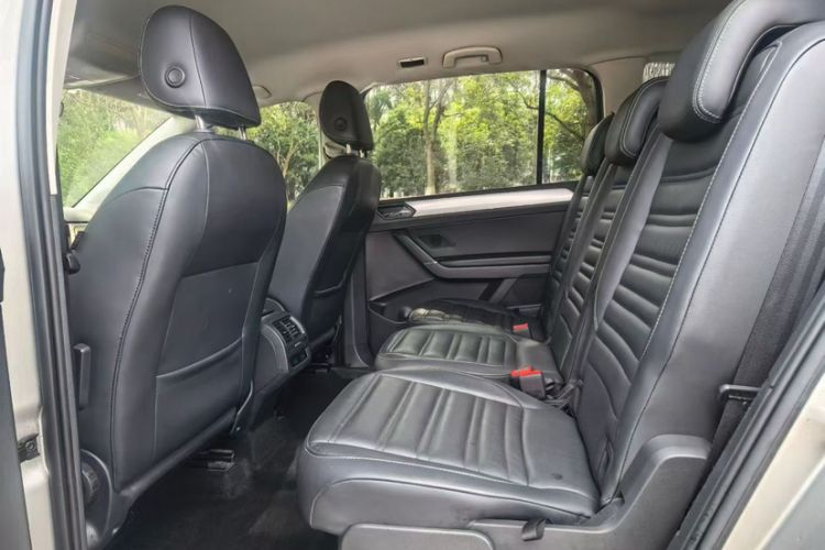 Used Volkswagen Touran 2016 Volkswagen Touran L 280TSI DSG Comfort Edition