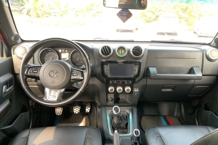 Used BAIC Off-Road BJ40 2016 2.0T Manual Four-Wheel Drive Prestige Edition
