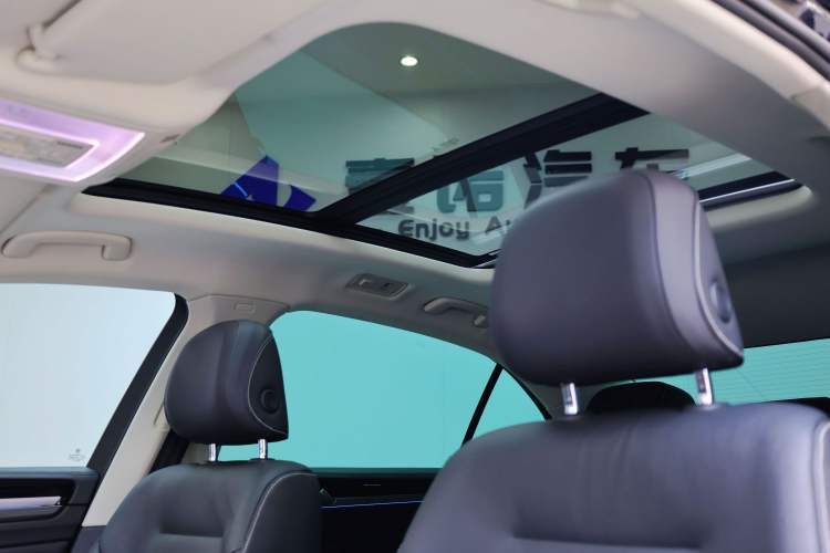 Used Volkswagen Phideon 2019 380TSI Two-Wheel Drive Business Edition China VI Standard