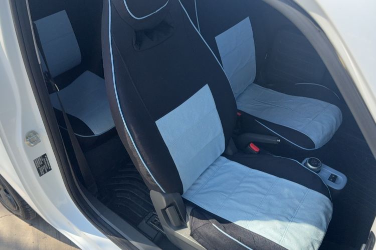 Used Geely Galaxy Panda 2024 Panda Mini 200km Endurance Bear
