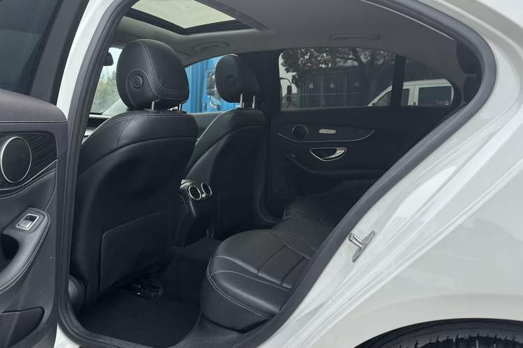 Used Mercedes-Benz C-Class 2018 C 180 L Fashion Edition Sport Version