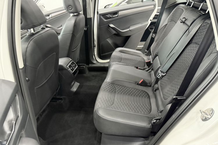 Used Skoda Kodiaq 2018 Facelifted TSI330 5-Seater Two-Wheel-Drive Comfort Edition