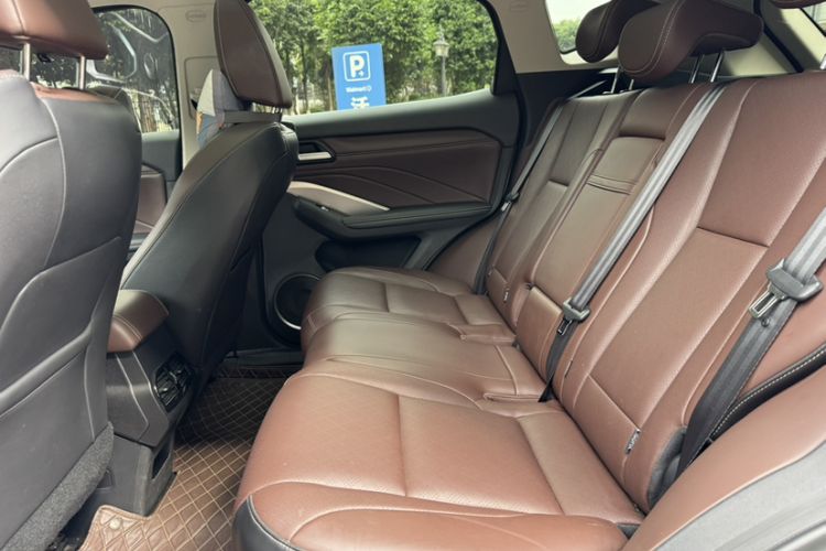 Used Wey VV6 2021 2.0T Two-Wheel Drive Smart Protection+
