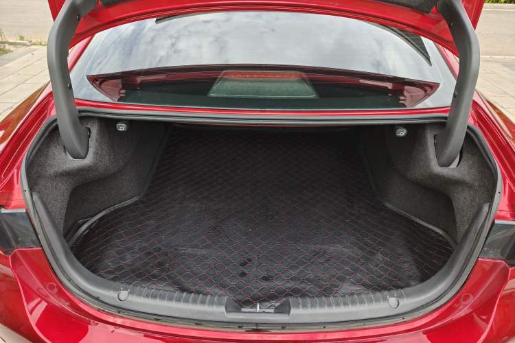 Used Mazda Atenza 2020 2.0L Blue Sky Luxury Edition Trunk