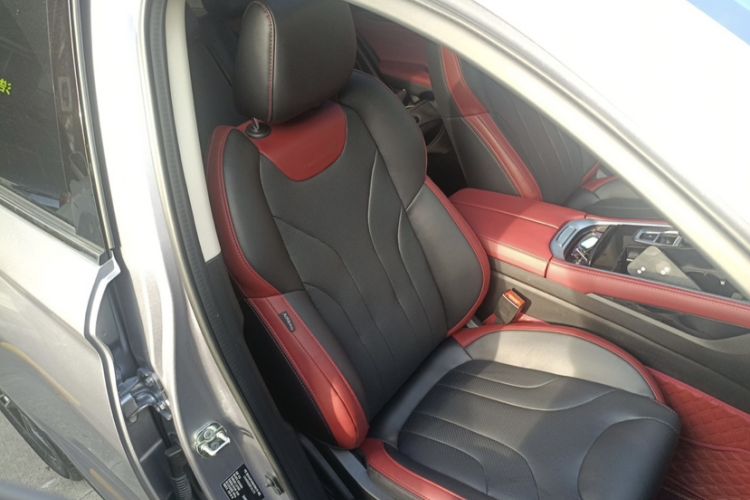 Used Changan CS85 COUPE 2023 1.5T DCT Prestige Edition