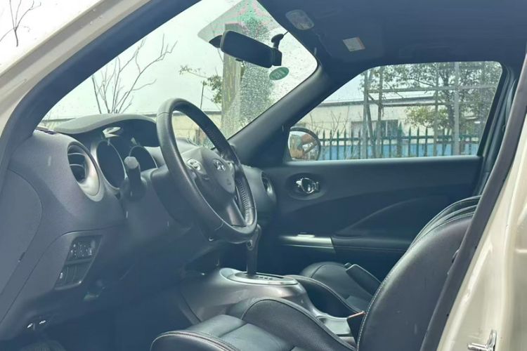 Used Infiniti ESQ 2014 1.6L Luxury Edition
