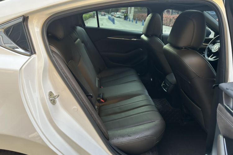 Used Mazda Atenza 2021 2.5L Blue Sky Prestige Edition
