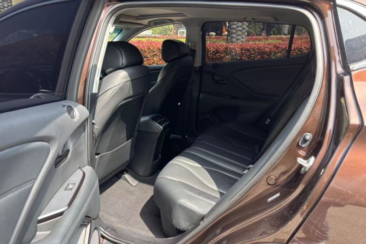 Used Acura CDX 2016 1.5T Two-Wheel Drive Deluxe Edition