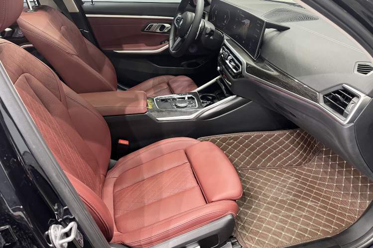 Used BMW 3 Series 2023 325Li M Sport Package Interior 2