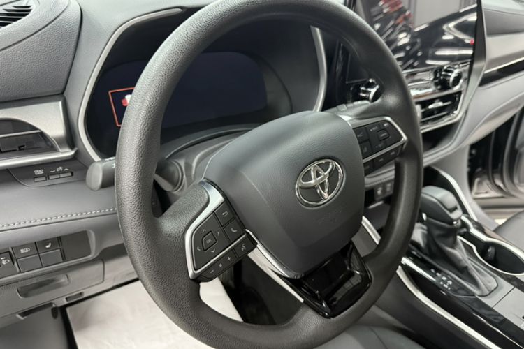 Used Toyota Highlander 2024 2.5L Smart Electric Hybrid Dual-Motor Two-Wheel-Drive Elite Edition 5 Seats Interior 1