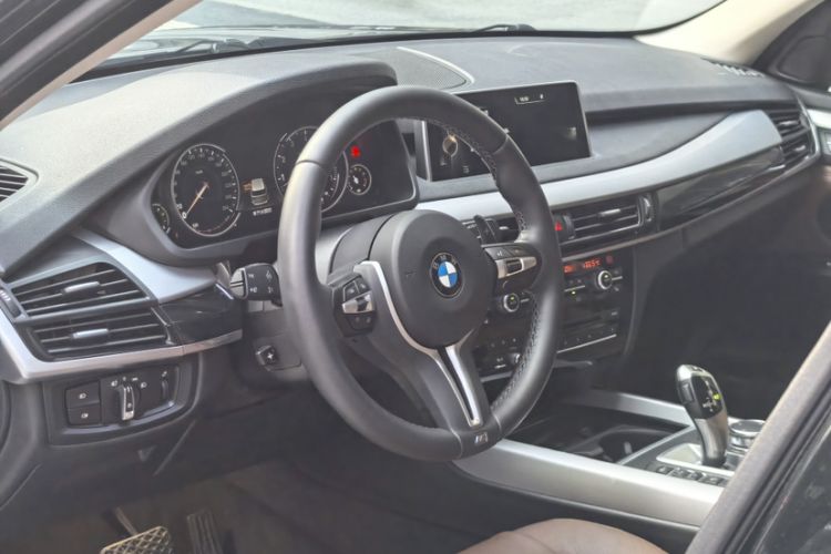 Used BMW X5 2015 xDrive35i U.S. specification
