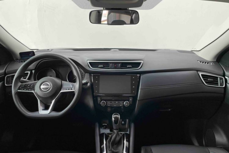 Used Nissan Qashqai 2023 Classic 2.0L CVT XV Comfort Edition Interior 1