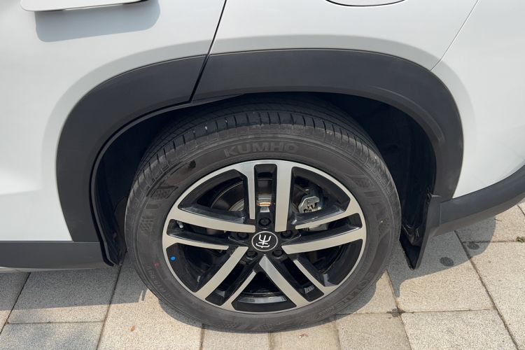 Used BYD Song L DM-i 2024 112 km Leading Edition Exterior 4