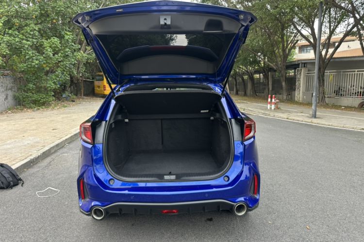 Used Acura CDX 2021 1.5T Two-Wheel Drive Luxury · A-Spec Sport Model
