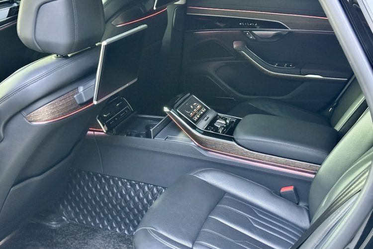 Used Audi A8 2019 A8L 55 TFSI quattro Prestige Edition Interior 8