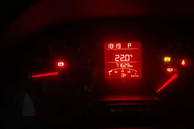 Used Volkswagen Santana 2015 1.6L Automatic Fashion Edition