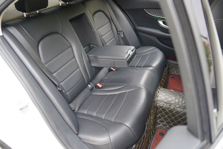 Used Mercedes-Benz C-Class 2017 C 180 L Sport Edition Interior 5