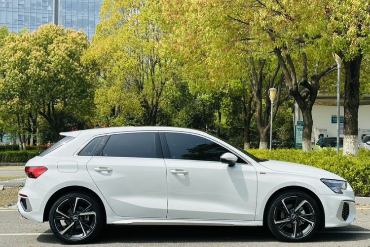 Used Audi A3 2024 Sportback 35 TFSI Fashionable Sports Model Exterior 11