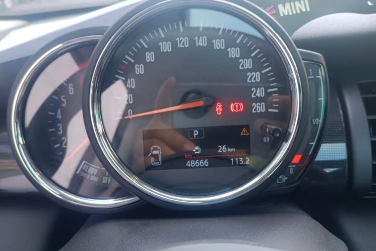 Used MINI MINI 2019 1.5T COOPER Artist