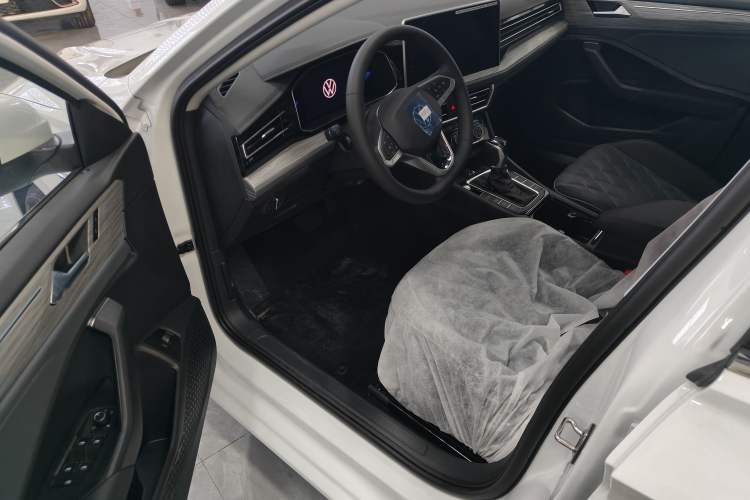 Used Volkswagen Sagitar 2024 300TSI DSG Excellence Edition
