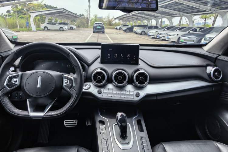 Used Wey VV7 2019 Upgraded Model 2.0T Flagship Version China VI