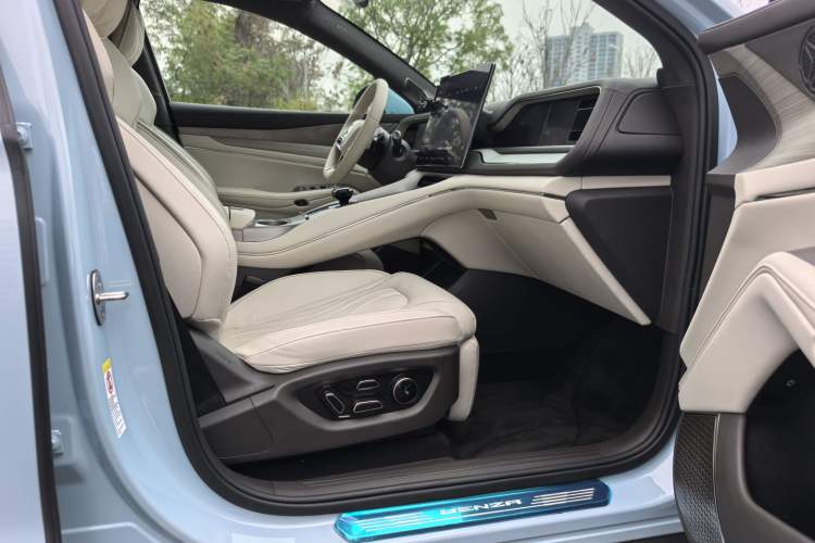 Used Denza N7 2023 Long-Range Performance Max Edition