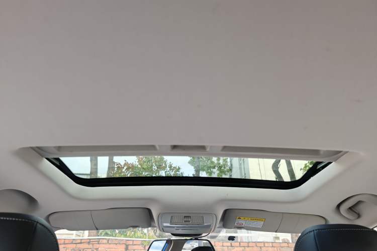 Used Roewe i5 2019 1.5L Manual 4G Connect Leehao Flagship Edition
