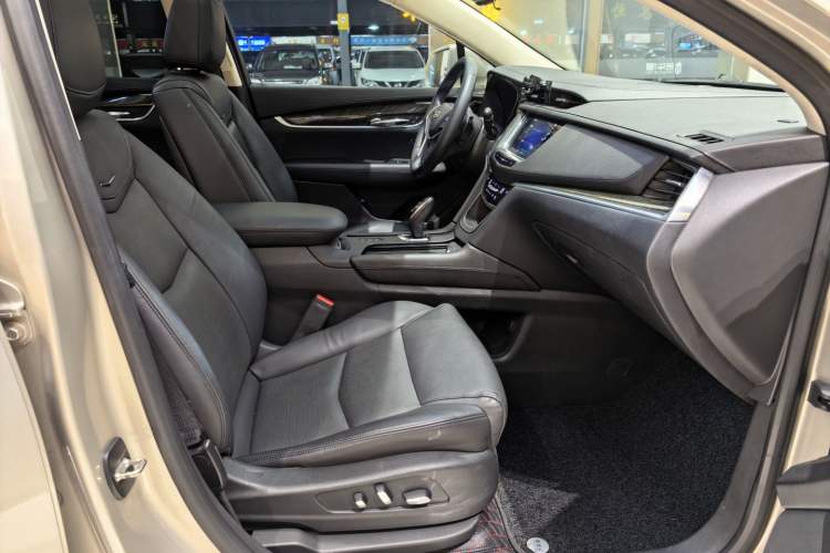 Used Cadillac XT5 2016 28T Four-Wheel Drive Luxury Model