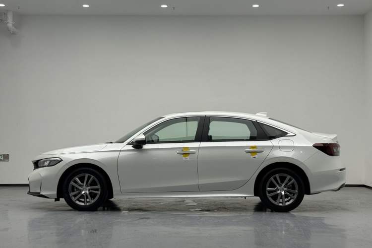 Used Honda Civic 2025 240TURBO CVT Smart & Fun Plus
