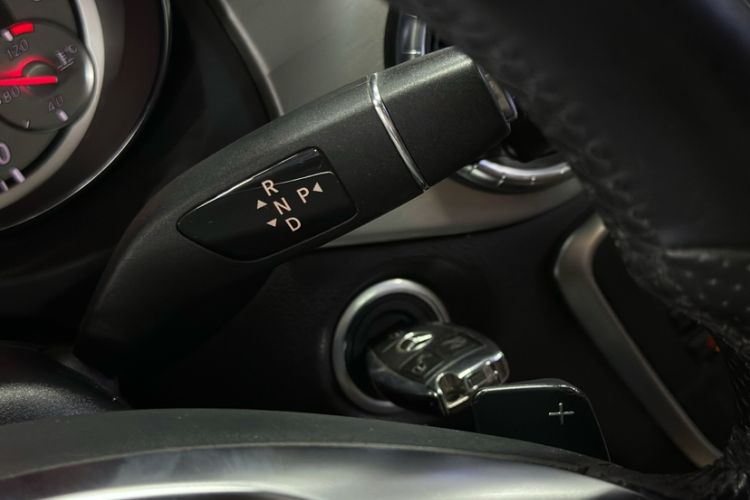 Used Mercedes-Benz CLA 2014 CLA 260 4MATIC Interior 13