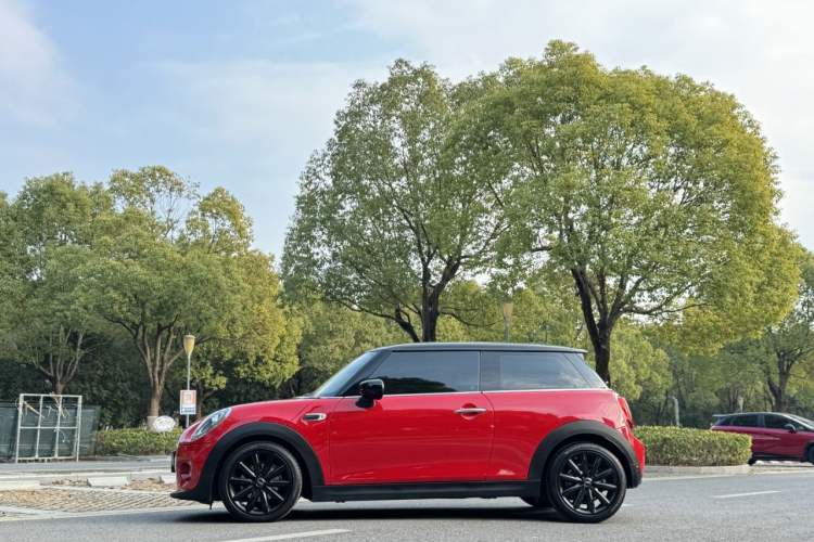 Used MINI MINI 2019 1.5T COOPER Artist