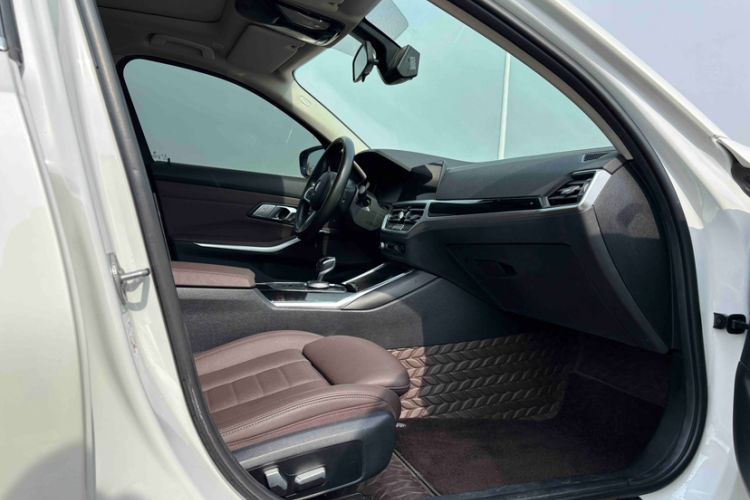 Used BMW 3 Series 2021 Facelifted 320Li M Sport Package
