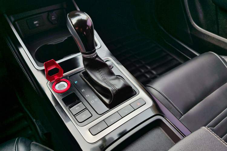 Used BYD Qin 2019 1.5L Automatic Luxury Model Gear Lever