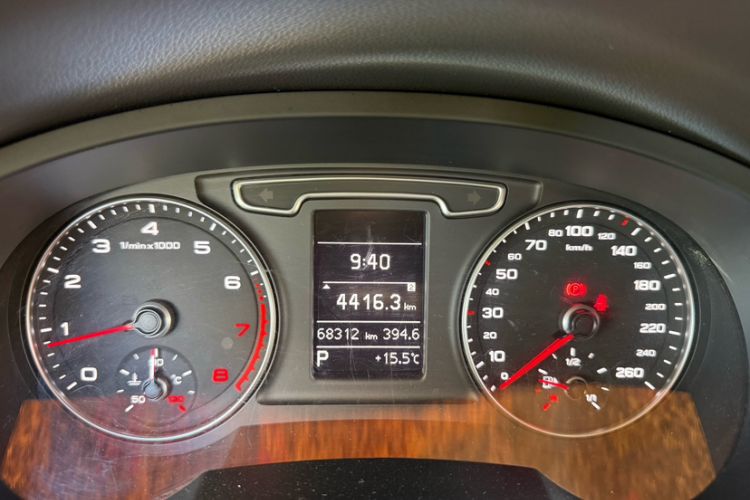 Used Audi Q3 2015 30 TFSI Comfort Model
