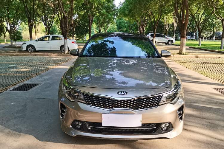 Used Kia K5 2016 1.6T Automatic LUX
