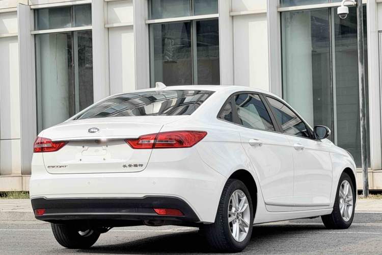 Used Ford Escort 2019 Revised Version 1.5L Automatic Enjoyment Type China VI Standard