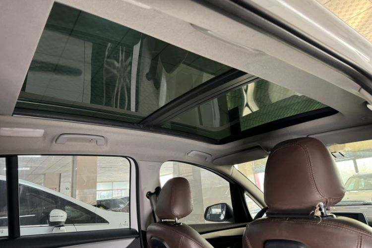 Used BMW 2 Series Gran Tourer 2015 218i Leading Model Interior 13