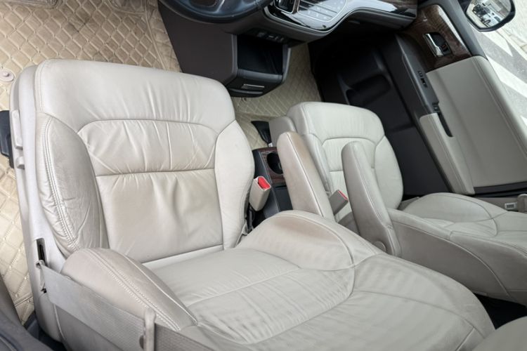 Used Honda Odyssey 2017 2.4L Luxury Edition Interior 5