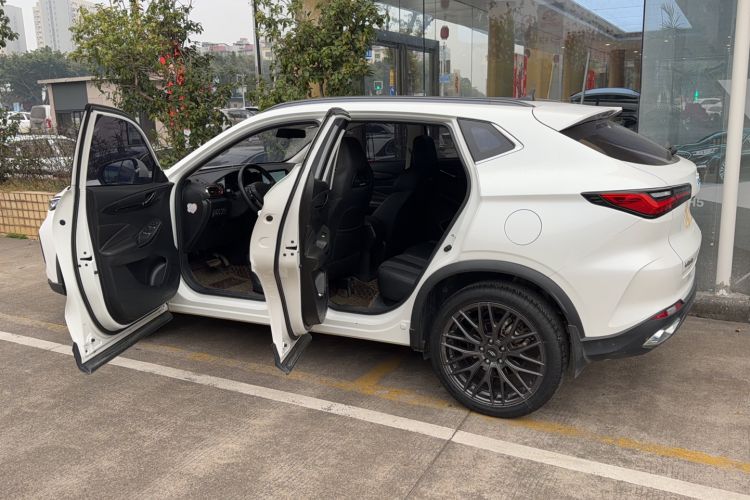 Used Oshan X5 2021 1.5T DCT Flagship Edition