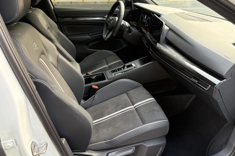 Used Volkswagen Golf 2023 280TSI DSG R-Line Lite