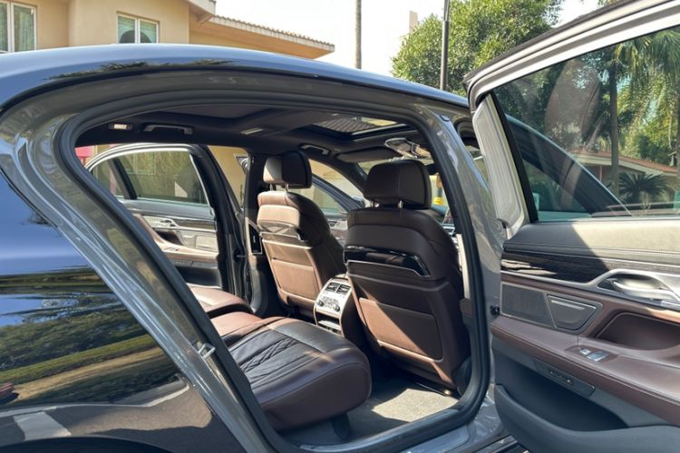 Used BMW 7 Series 2019 Restyled 730Li M Sport Package
