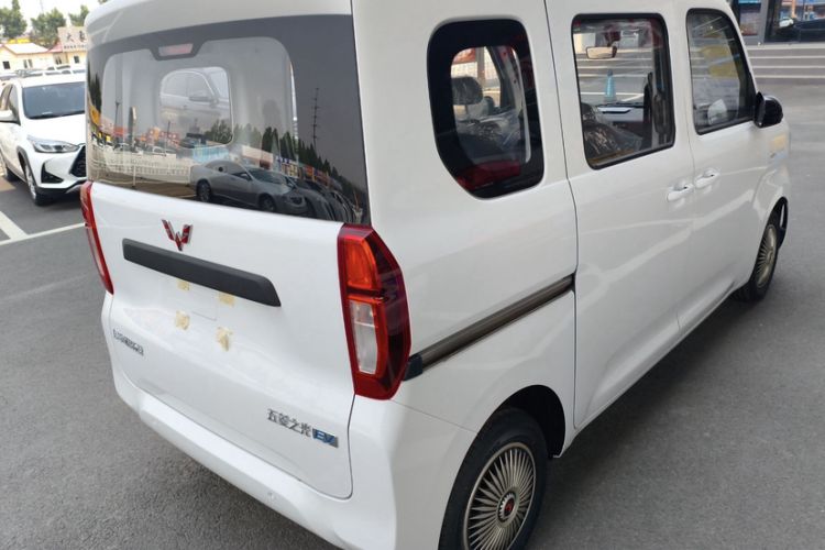 Used Wuling Zhiguang New Energy 2025 Standard Model