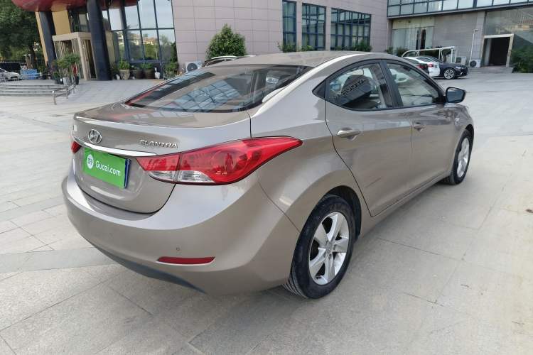 Used Hyundai Elantra (5th Generation / Langdong) 2012 1.6L Automatic Fashion Edition