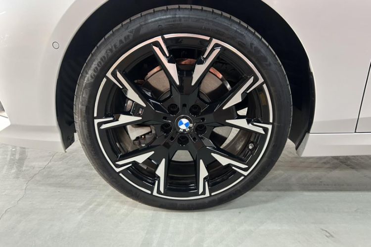 Used BMW 2 Series 2025 225L M Sport Night Edition Package Exterior 3