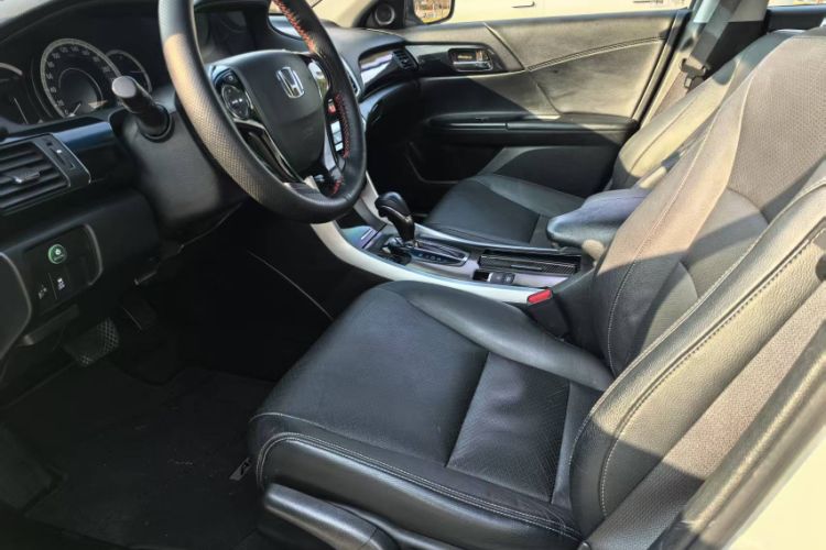 Used Honda Accord 2016 2.0L Elite Edition
