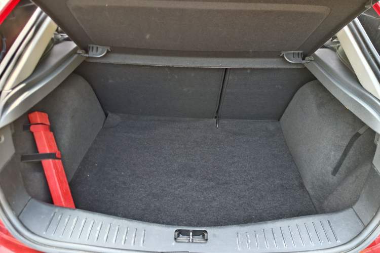 Used Ford Focus 2013 Hatchback Classic 1.8L Automatic Base Model
