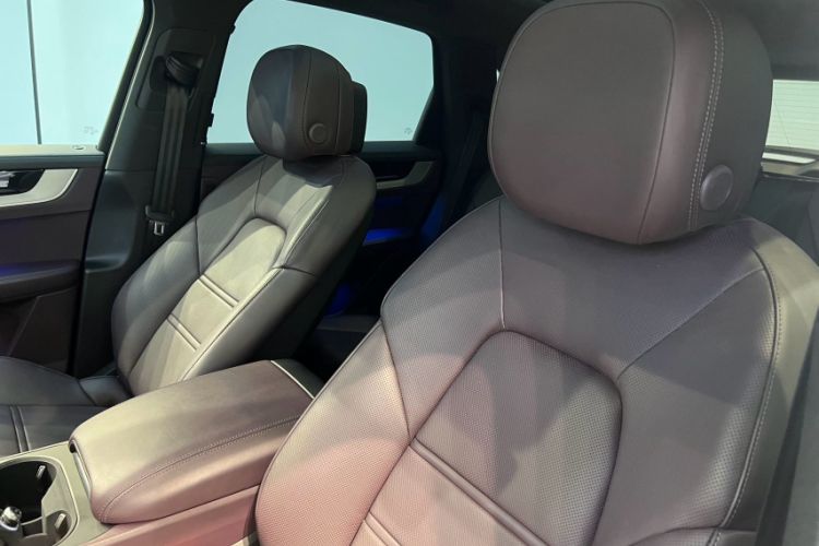 Used Porsche Cayenne 2024 Cayenne 3.0T Interior 10