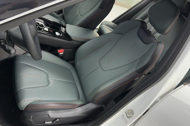 Used Geely Auto Emgrand X7 Sport 2024 1.5TD Smart Connect+ Left Front Seat