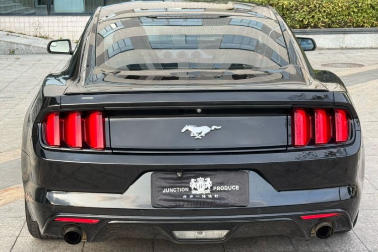 Used Ford Mustang 2015 2.3T Automatic U.S.-Spec Version