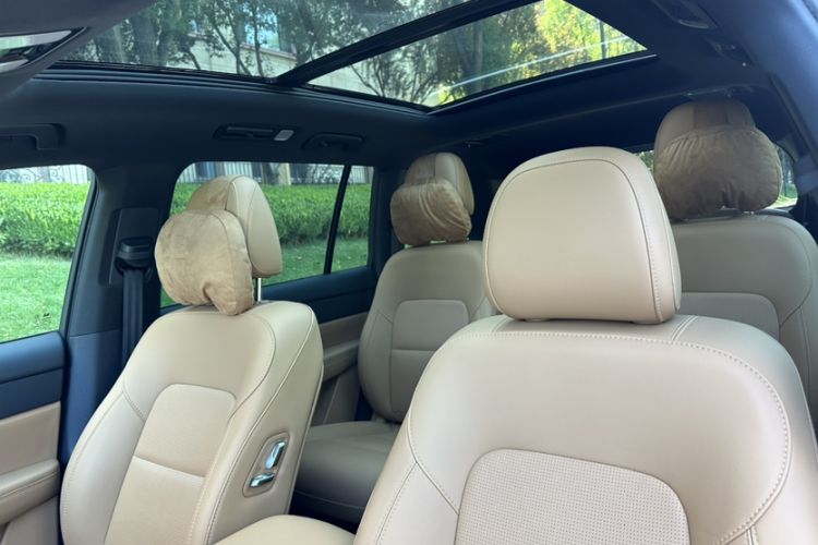 Used Li Auto ONE 2021 Extended-Range 6-Seater Version Interior 8